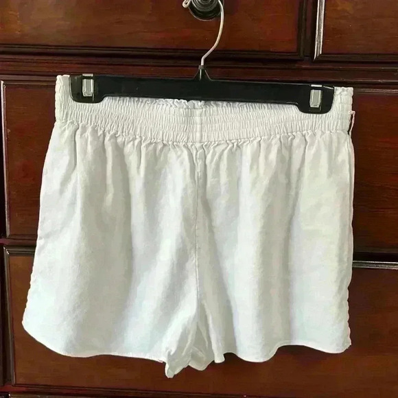 alice + Olivia linen short - Picture 1 of 8